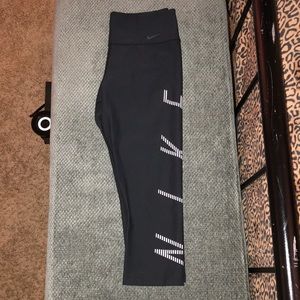 Nike capris
